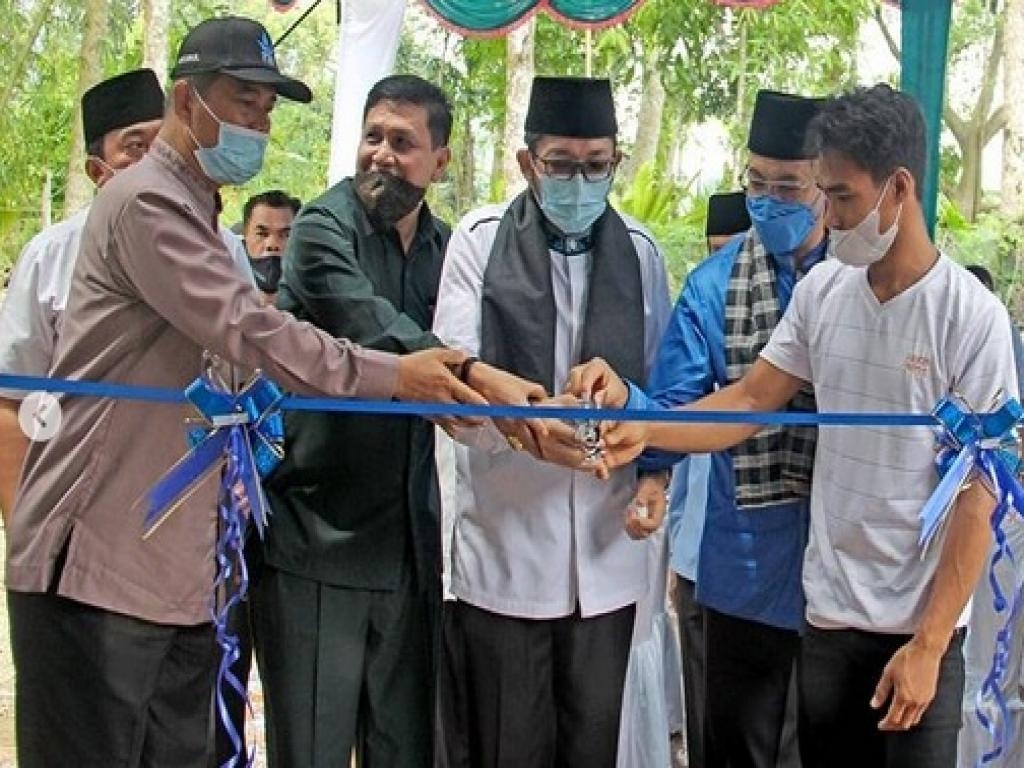 25bedah rumah.jpg